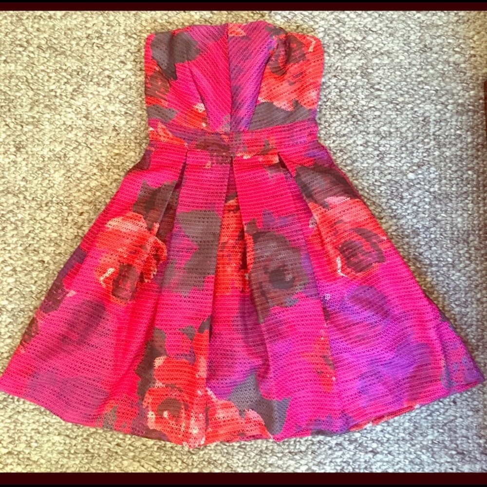 NEW Trina Turk Marley Floral Cocktail Dress
